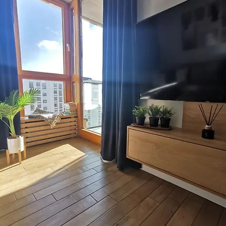 Wola Blue Modern